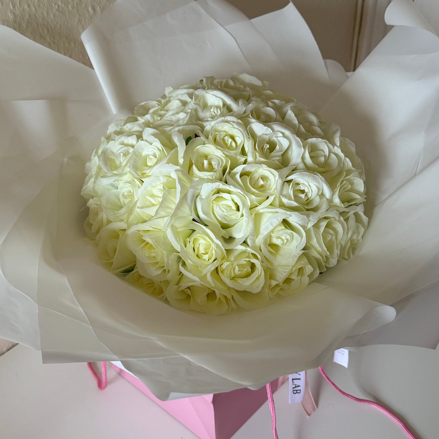 50 Cream Eternal Roses