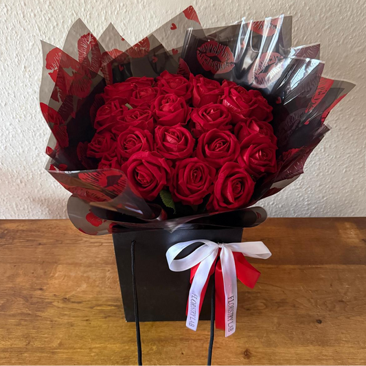 24 Red Eternal Roses – Kiss Print Wrap