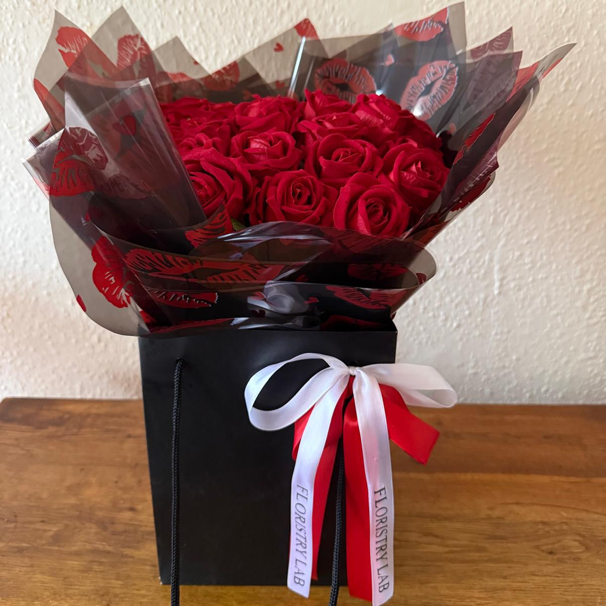 24 Red Eternal Roses – Kiss Print Wrap